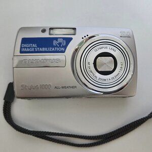 Olympus Stylus 1000 10.0MP Digital Camera